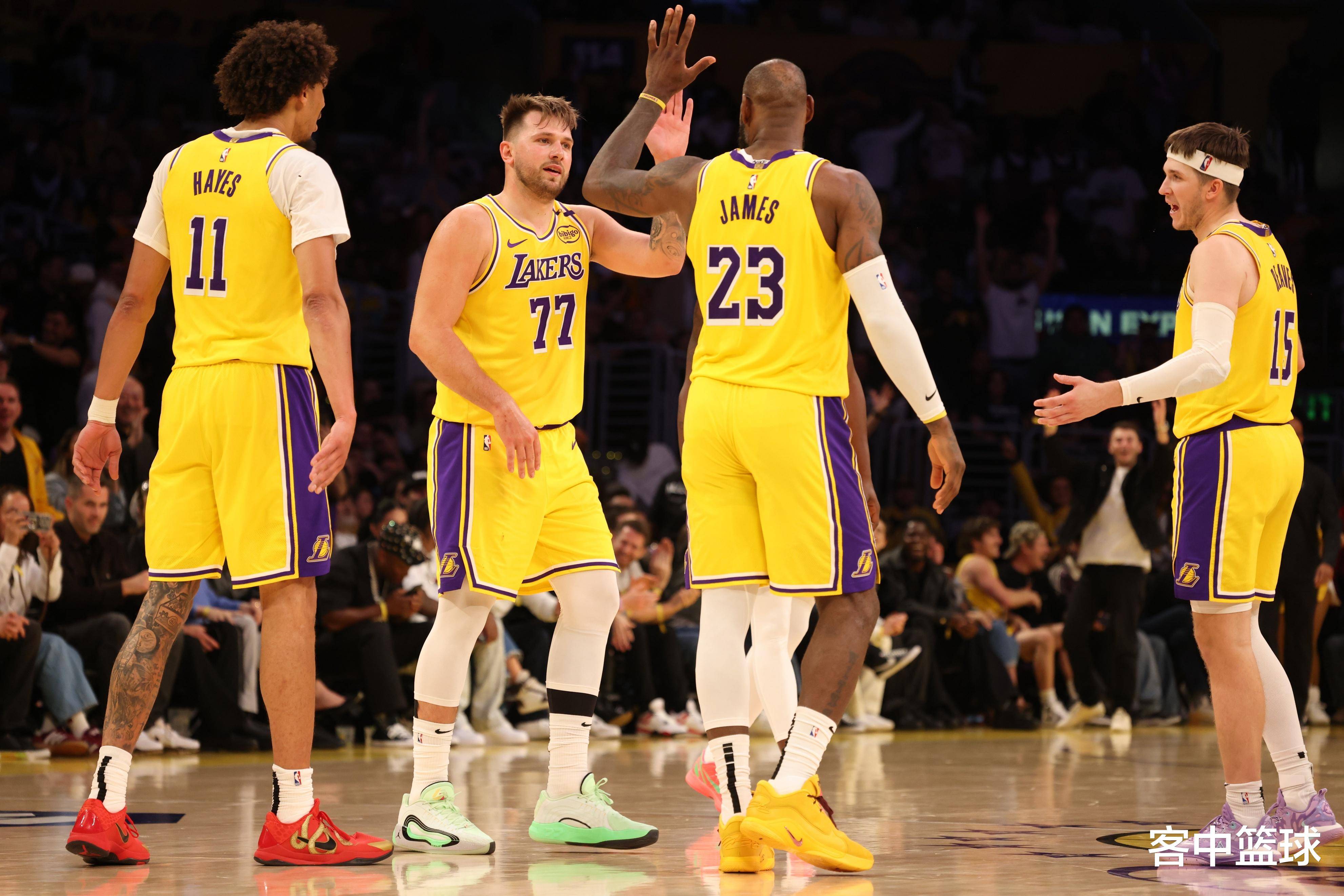 维卡里奥告别孙兴慜：不折不扣的传奇，祝你未来一切顺利（维卡里奥送别孙兴慜：真正的传奇，愿你前路顺遂）