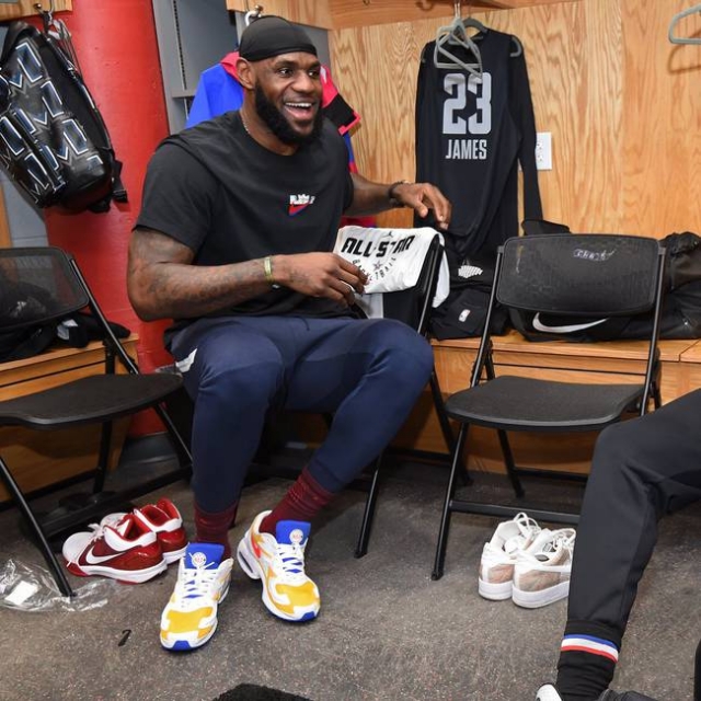 记者：迈阿密支付1700万美元买断德保罗，他占用指定球员名额（德保罗被迈阿密以1700万美元买断，将占据球队指定球员名额）